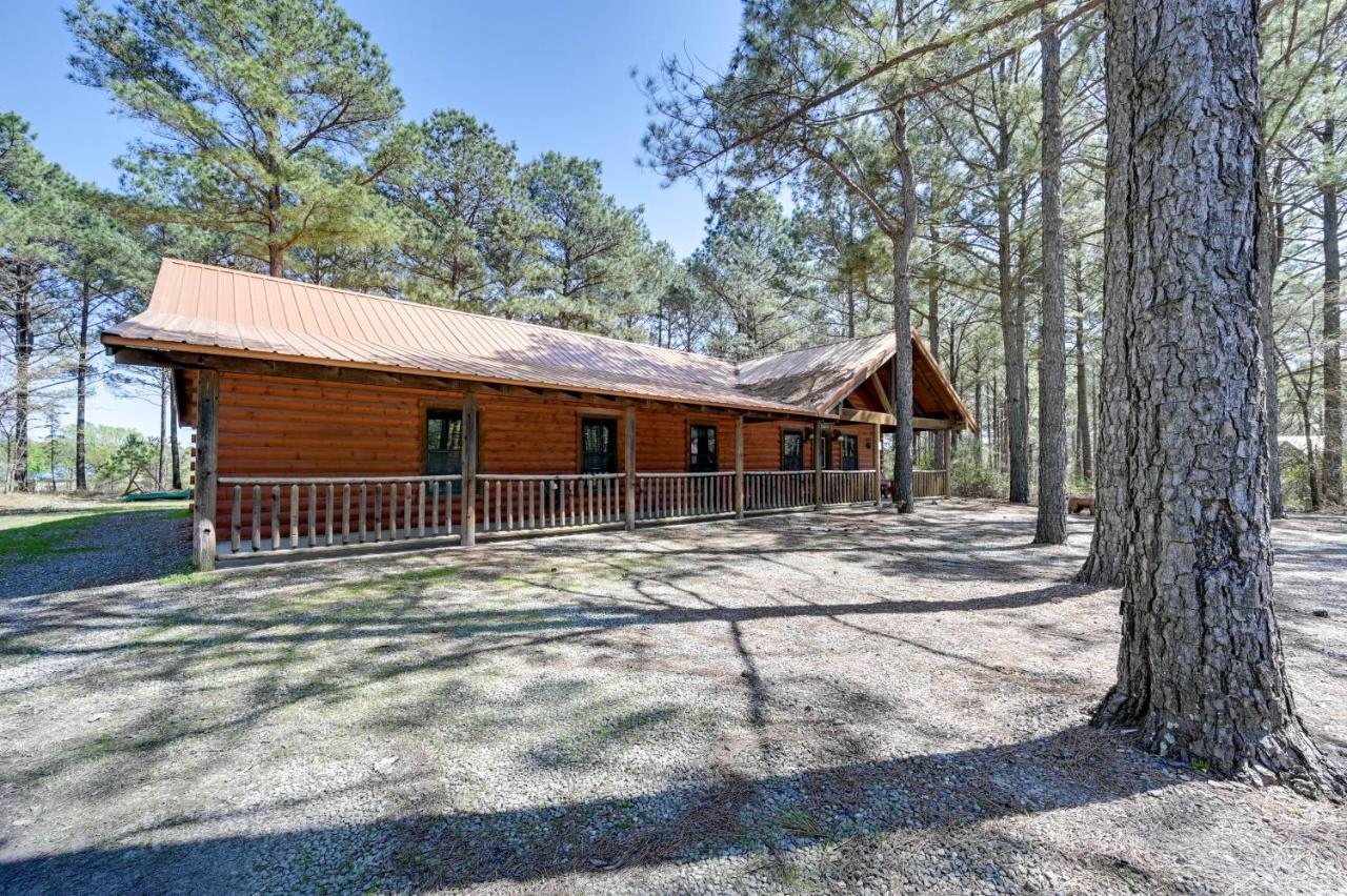 Broken Bow Cabin With Hot Tub And Deck - 4 Mi To Lake! エクステリア 写真